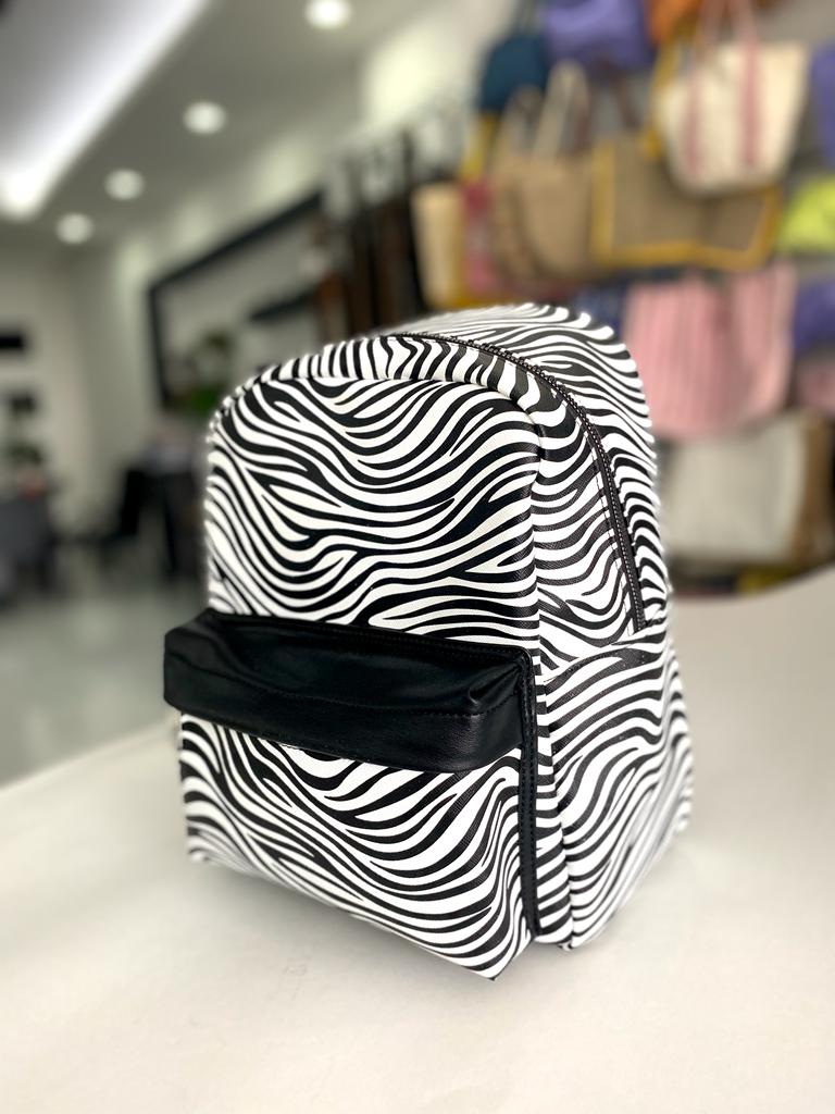 d86711e1-b733-48f3-948c-a31f0f3d7c0c